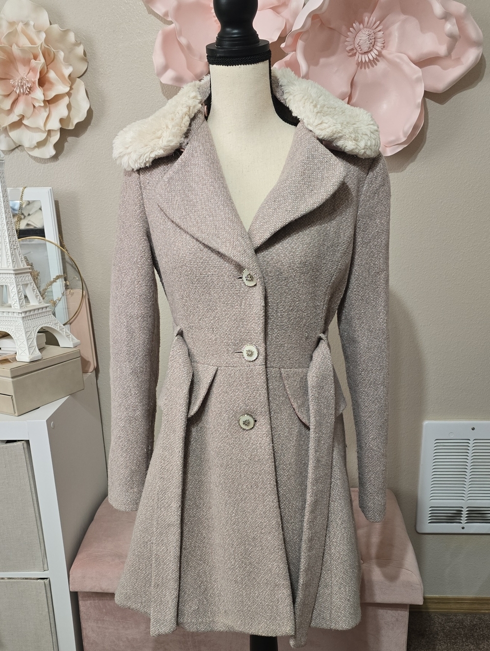 Jessica Simpson Blush Cream Faux-Fur Collar Trench Coat